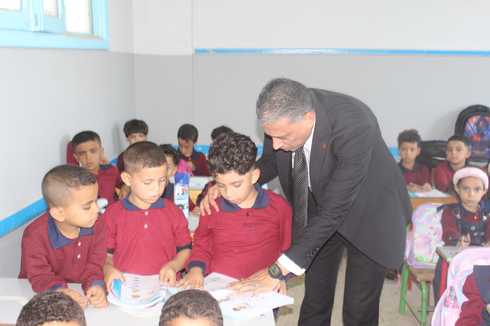 الجيزة تبدأ عامها الدراسي من الميدان... بين الطالب والمعلم والمدرسة، حيث يصنع التعليم الحقيقي.