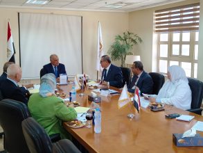 مجلس جامعة مصر الجديدة NEU يعقد أول اجتماعاته للعام الجامعي 2026/2027 5 almomken.com a56708c9