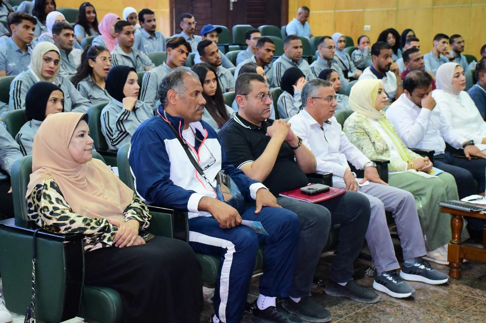 ١٢٨ طالب وطالبة يشاركون في فعاليات الأنشطة الرياضية والثقافية