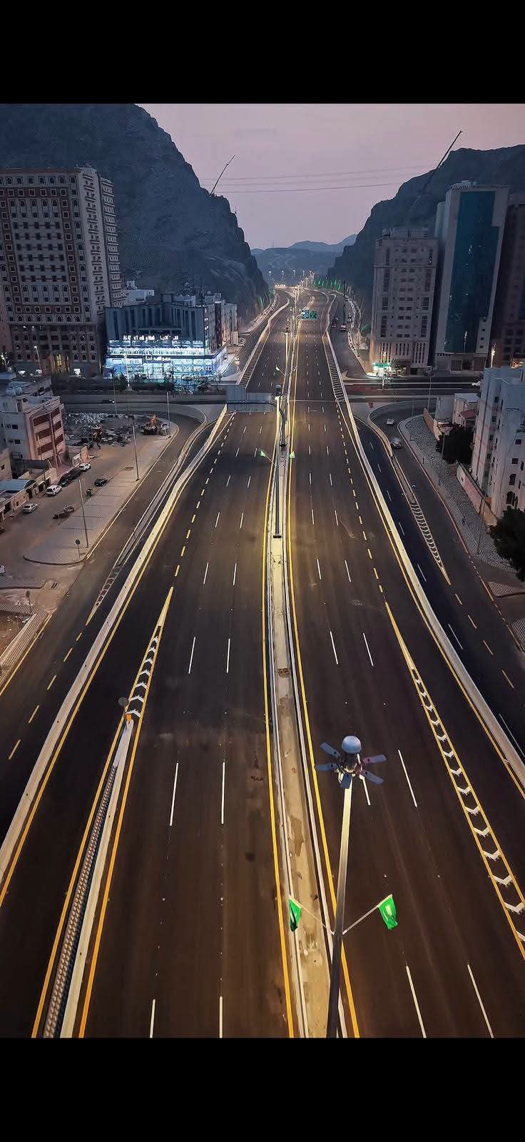 تنفيذ جسر خرساني على امتداد الطريق الدائري