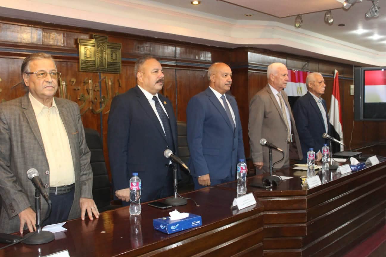 رئيس الهيئة : ضرورة التذكير المستمر بذكرى نصر أكتوبر المجيد